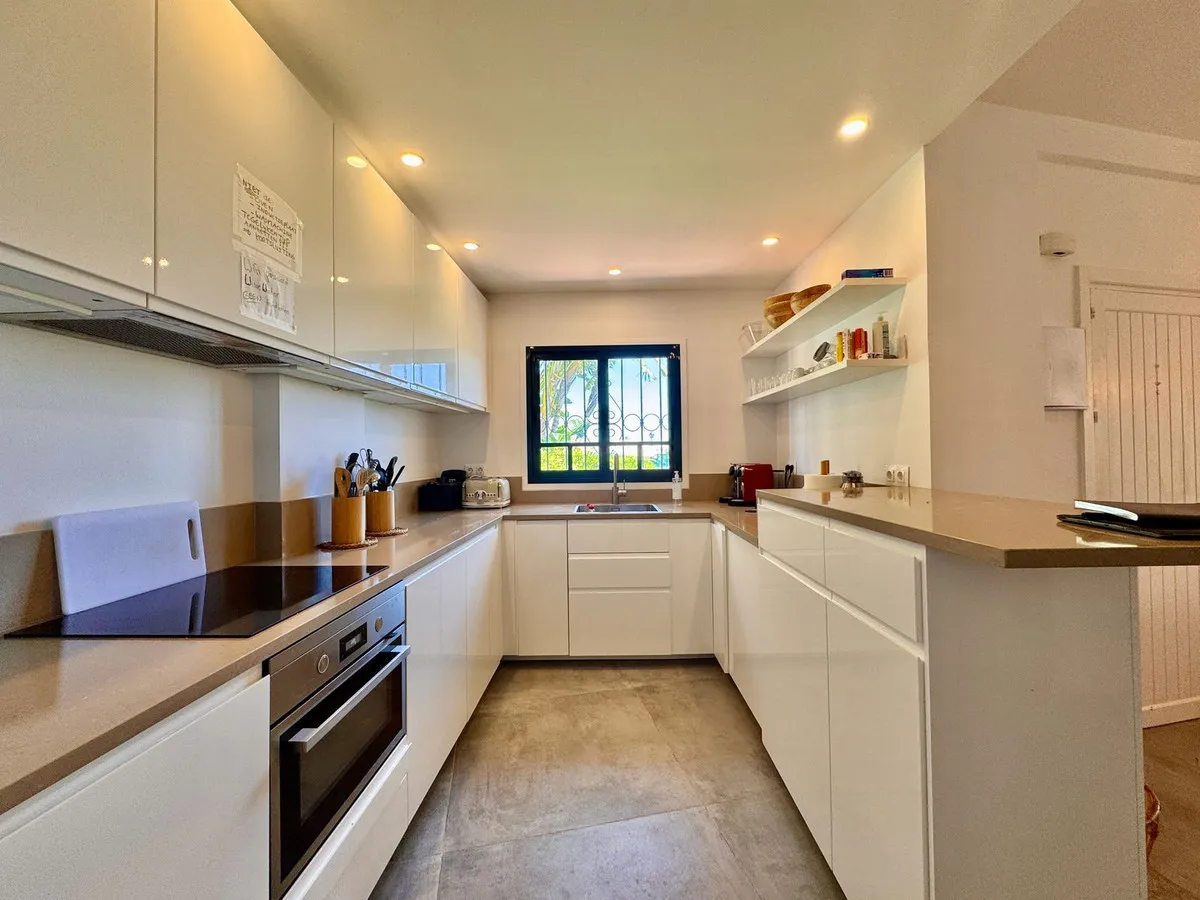 4d49826b-4f31-40fe-8921-ef7e158668ff