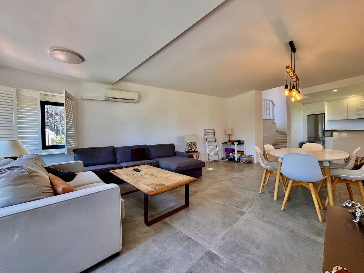 a2f310be-23d9-4b5f-9228-28966ee568a4