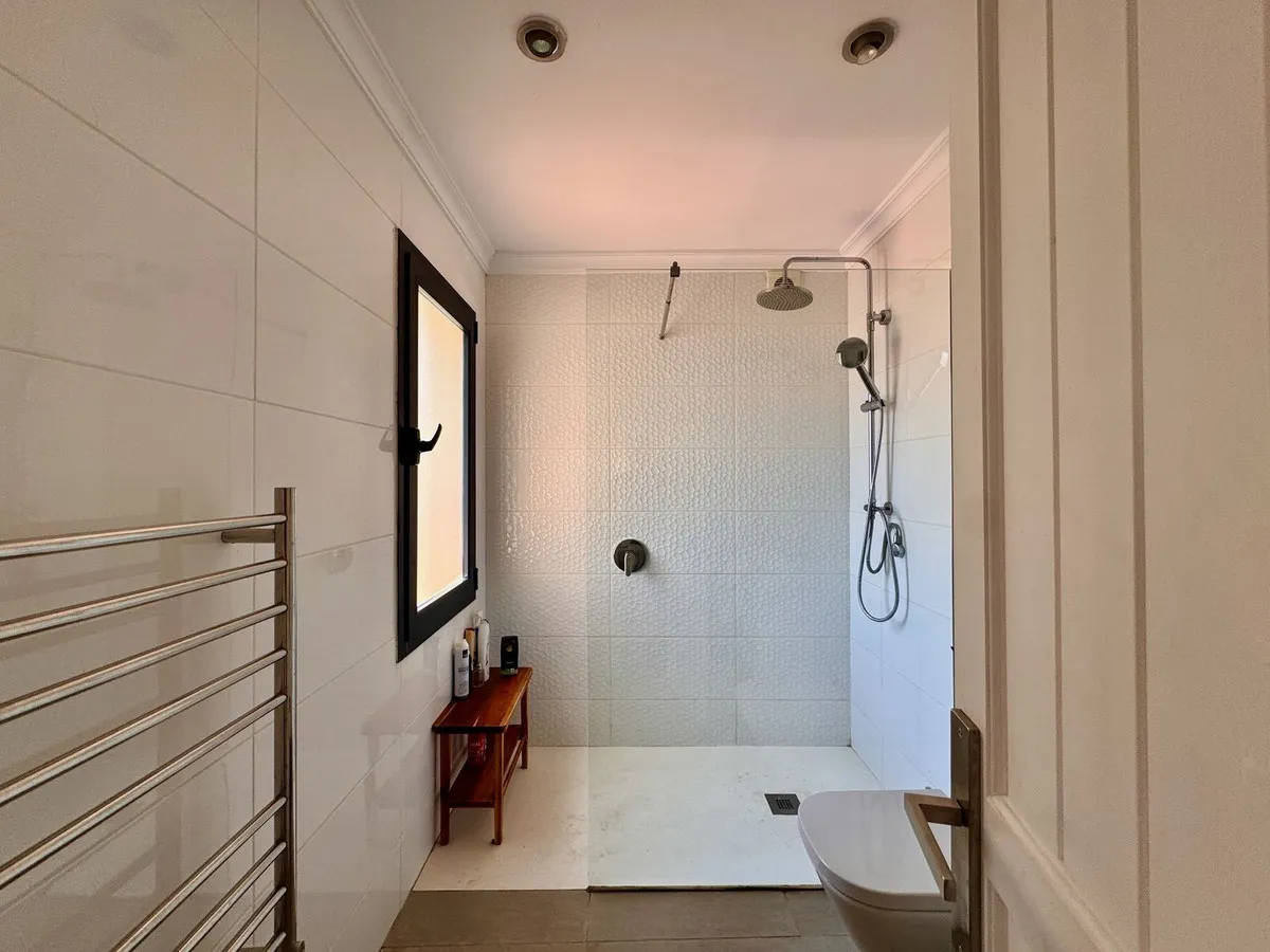 a3d18127-12a7-4d3b-8c95-b3539174c031