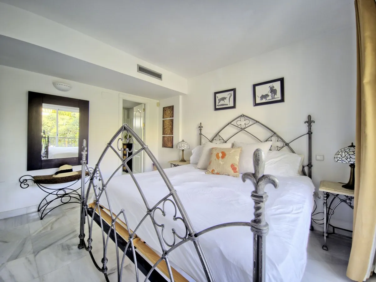 549b0c60-50d5-41b5-b708-2892fc0f9d67