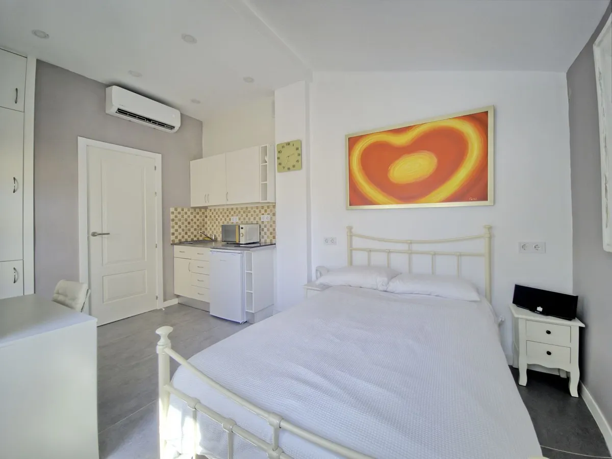 79f508a1-4a23-4775-9469-8a13ece4ac7c