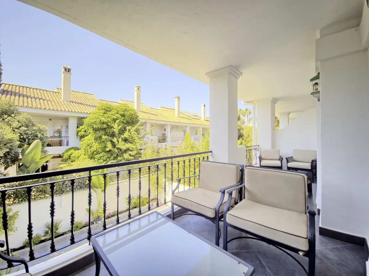 9035557b-73ab-4494-a14a-300fb7d55f27