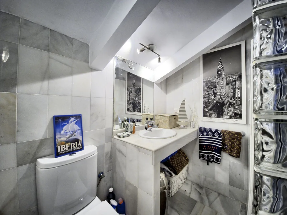 b7fe23eb-c455-420c-ad77-4f439a05f8af