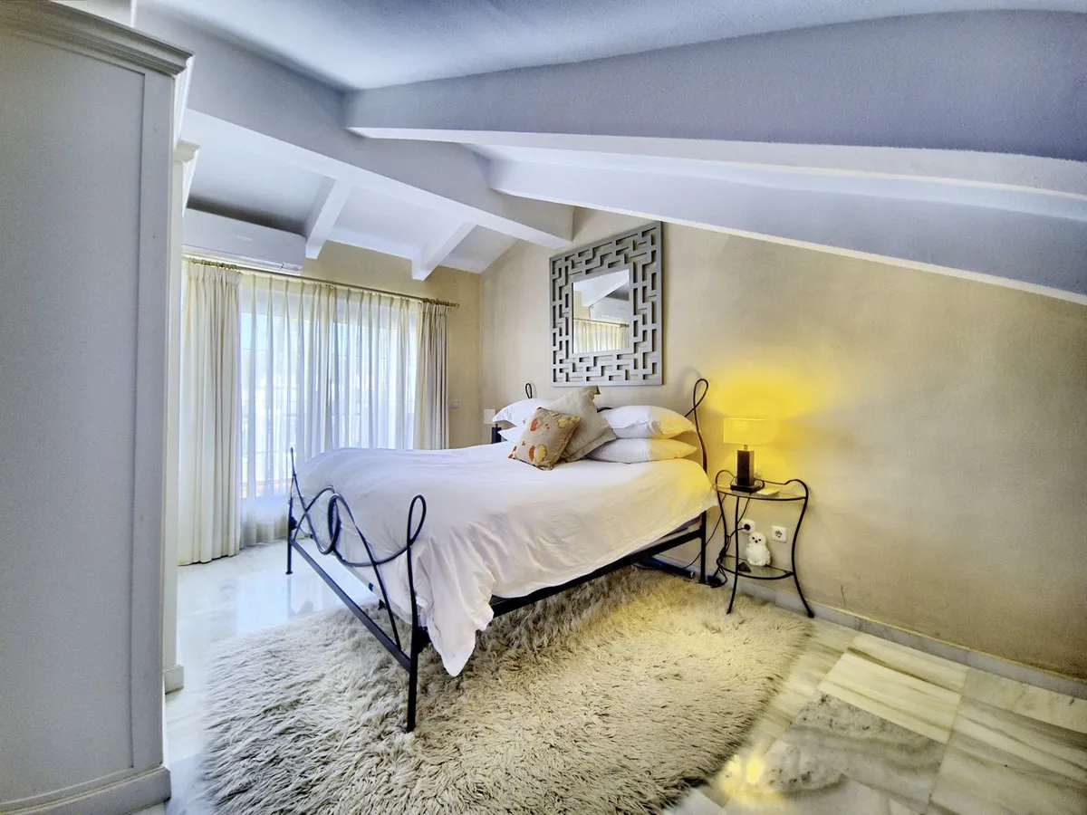 d2e9df41-4157-4516-bcb0-134bb79ac44b