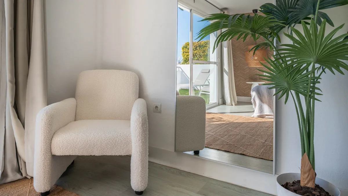 32dc6014-7bf4-4374-aa51-5d97fe392636