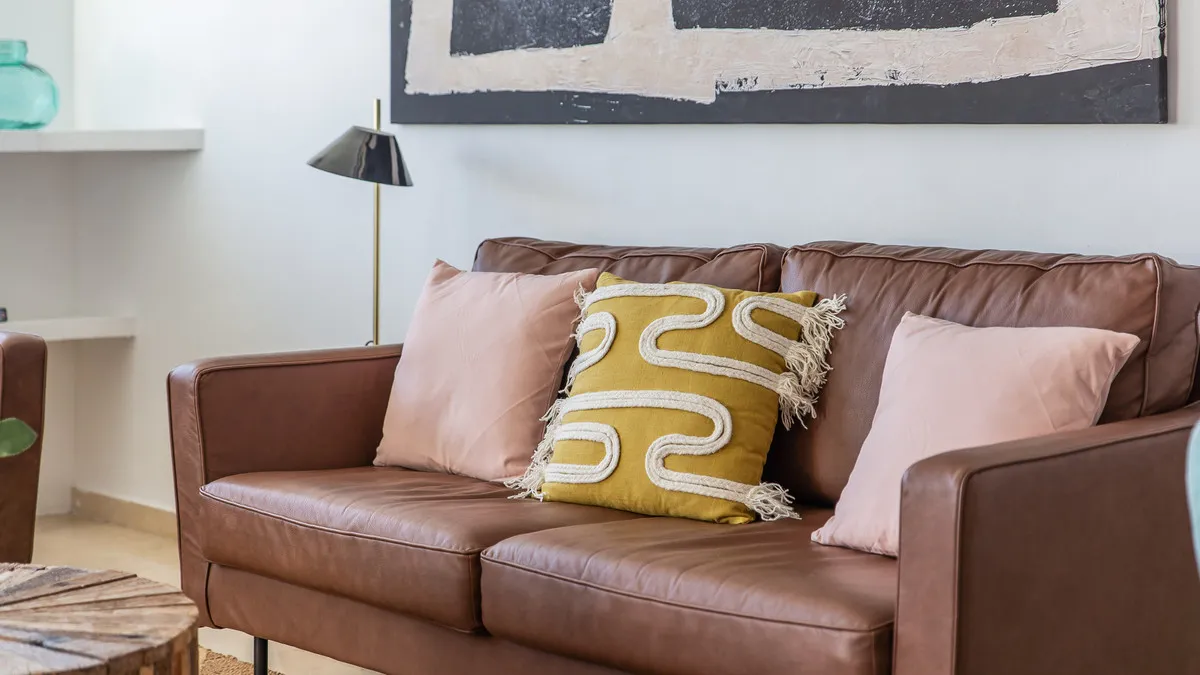 4b645aa2-696e-4406-81ac-cc75ed6bf8d9