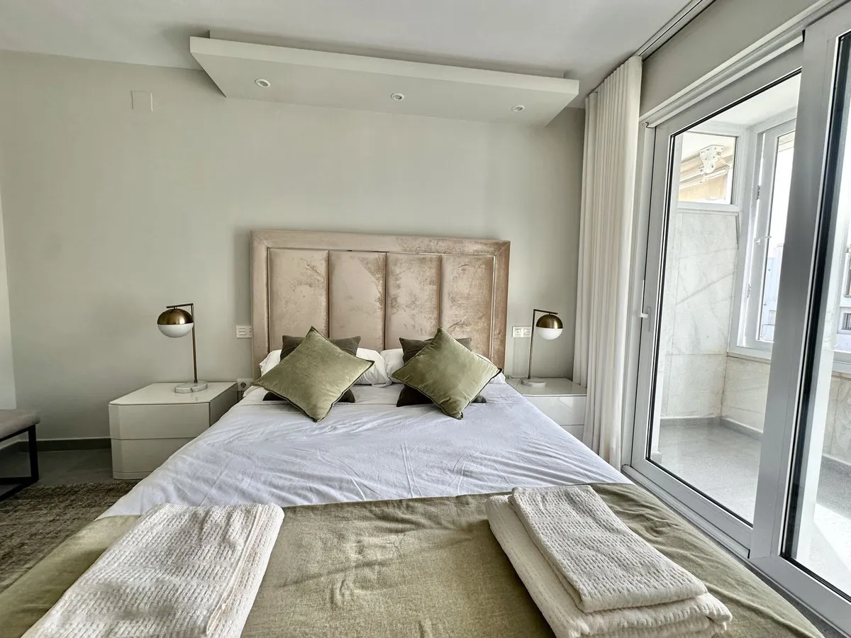 1f6342fd-3e70-42c2-9845-7e89924c32f1