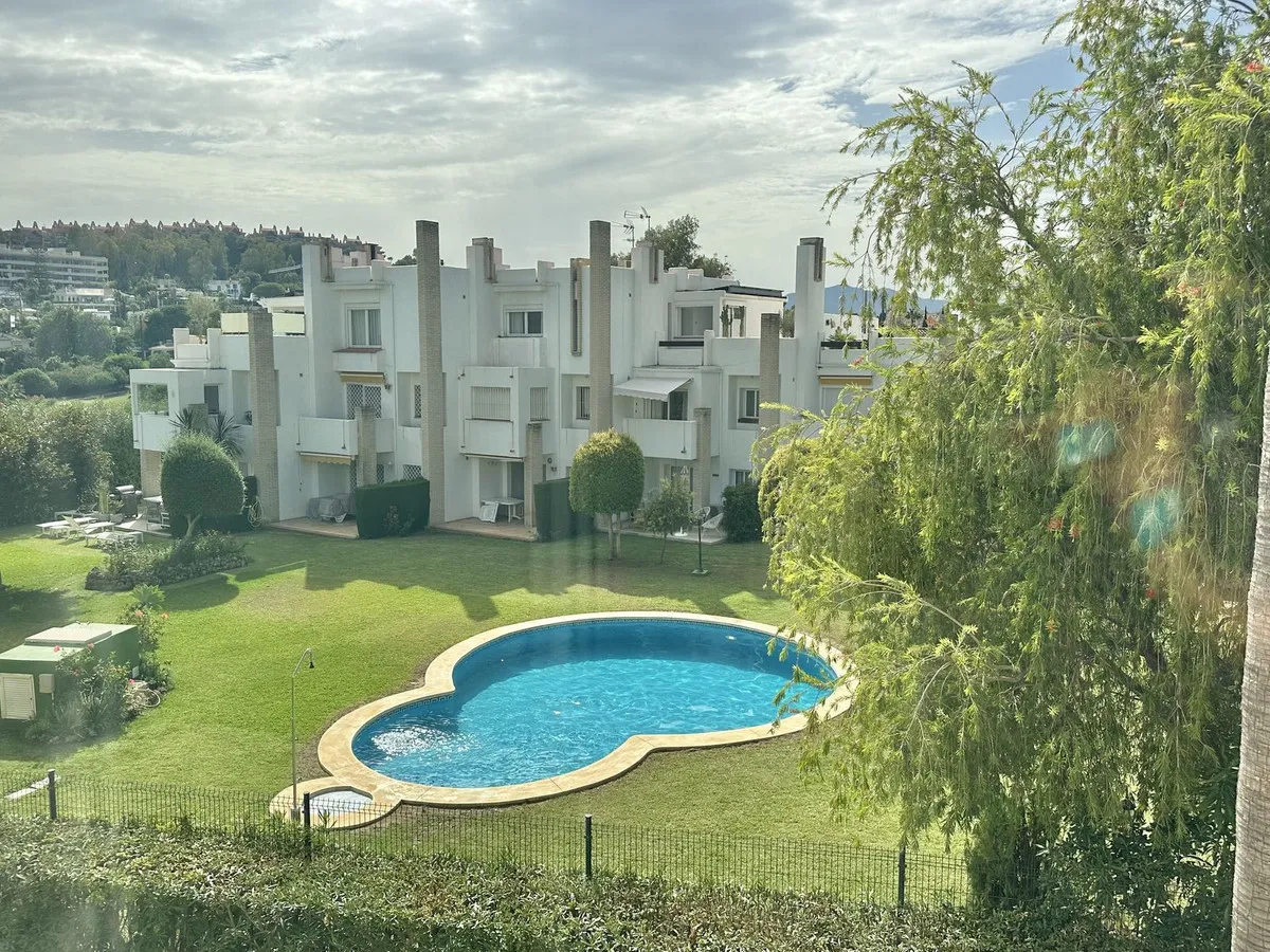 32586225-0ab5-486e-abe5-eaa1f96594de