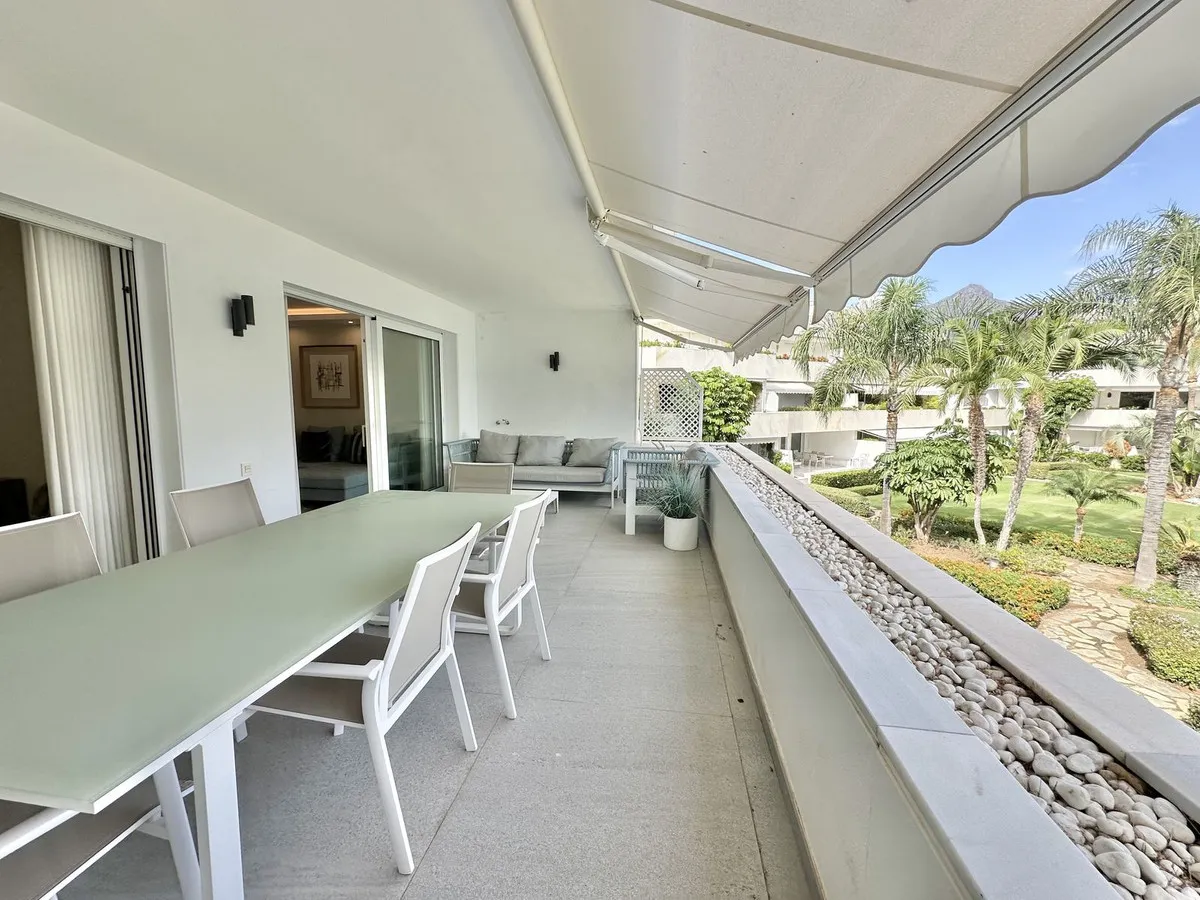 d882e3a1-cfe9-438c-b2c2-68b1c636160c