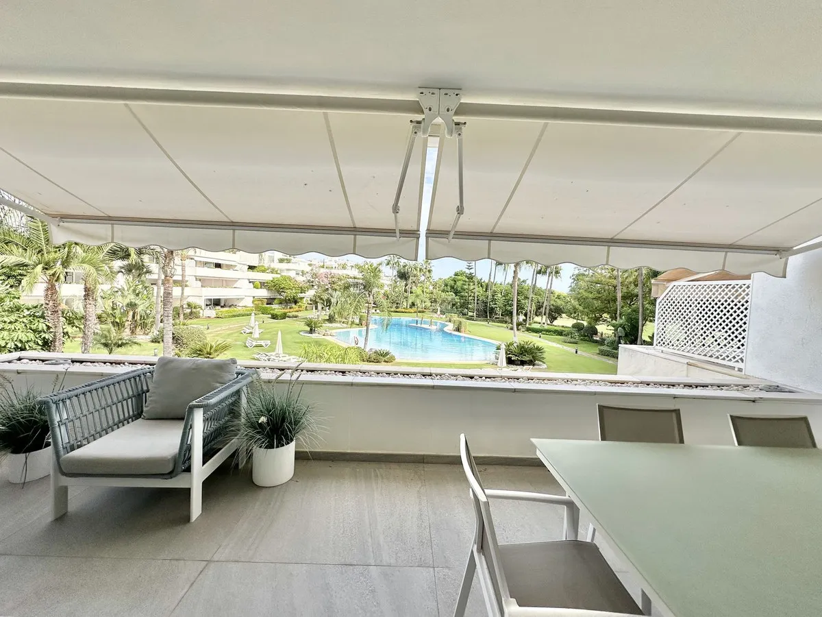 e6ddf8c2-c810-4402-a9d0-2332288628db