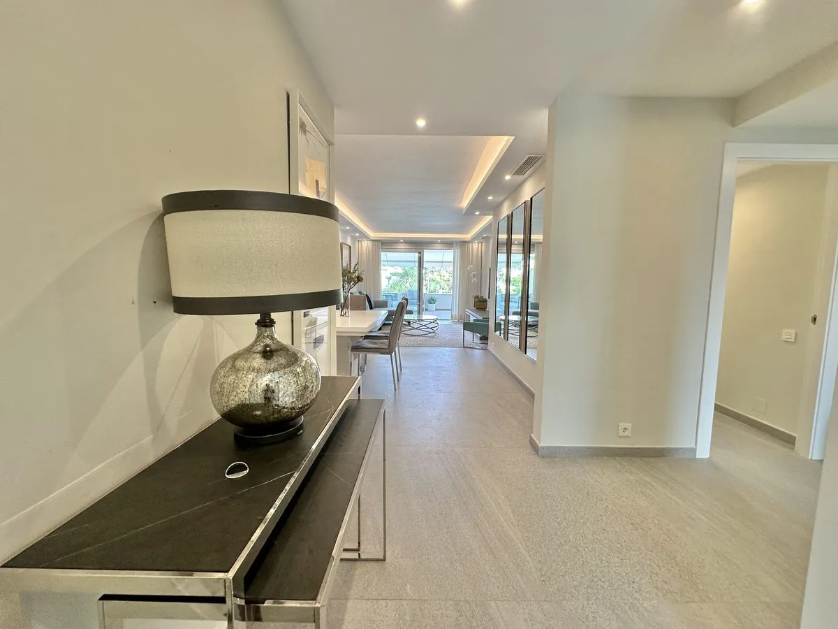 f22c6b6b-cd46-4803-bcb9-febeb8e3c310