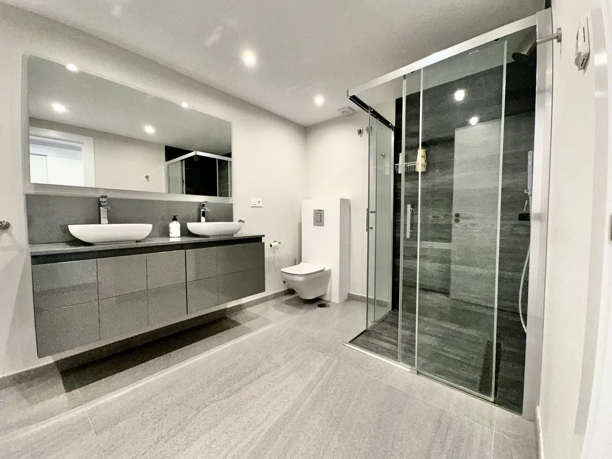 fcc29066-e1f4-48cd-ac6b-d1dee5513abb