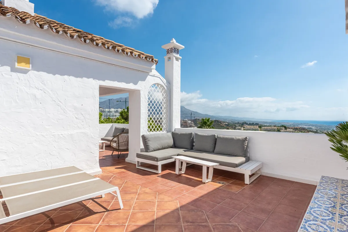 021e0bcf-b831-4a06-9f01-cfc1d47a0c59