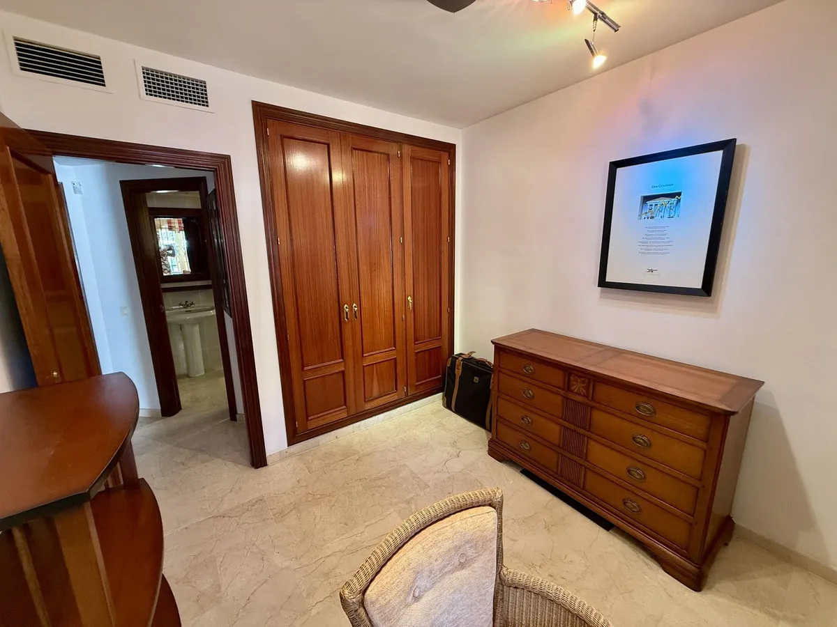 8ba157ef-1371-4534-9842-e1b258b3efb5