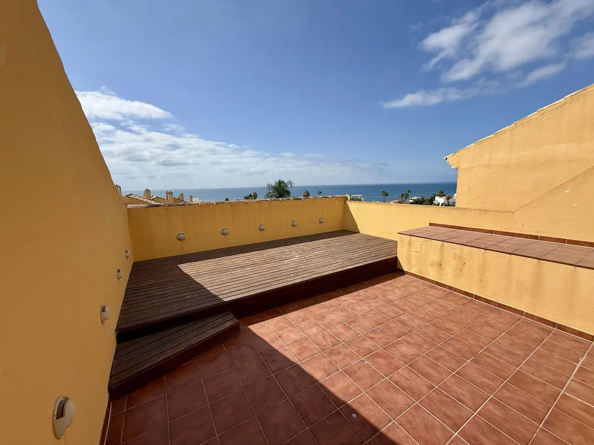 b791e707-f967-45ce-b224-a45432275283