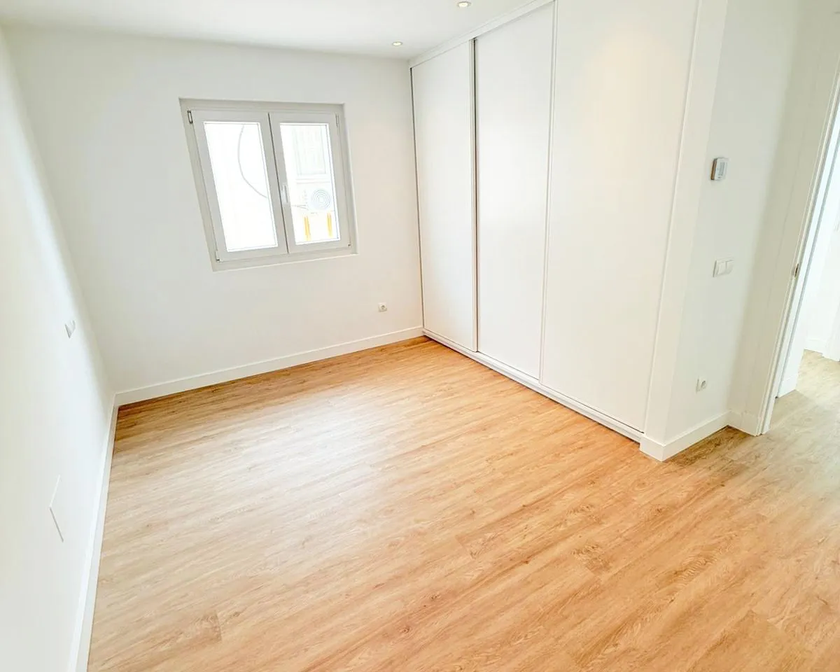 74bc65e0-6fdd-4bc6-8dd7-55e5d1b79f77