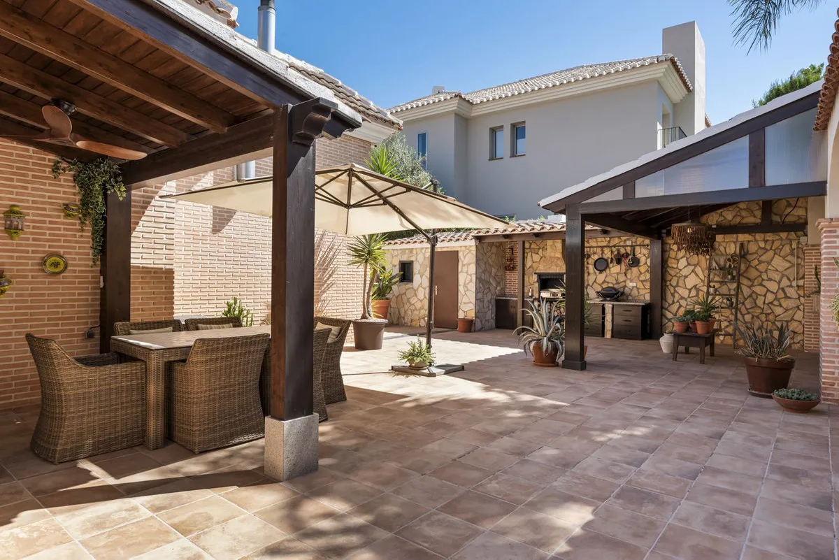 36abb3b4-2aa2-42ac-b7b2-9e9a9b46627b