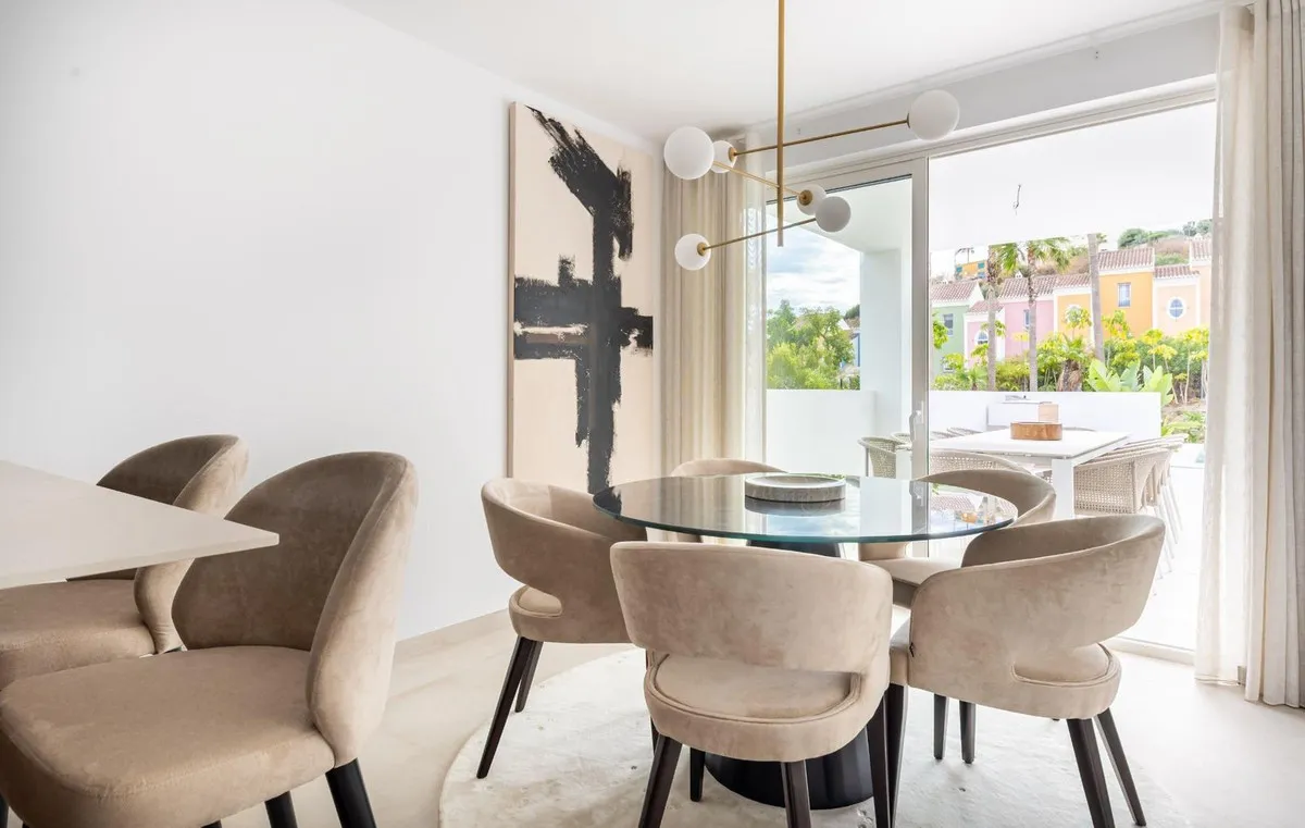 5282f87d-8120-4a39-af1b-9f6476f69965