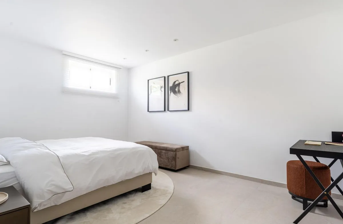 5962cd9a-f292-403c-8581-04cf37c0dc51