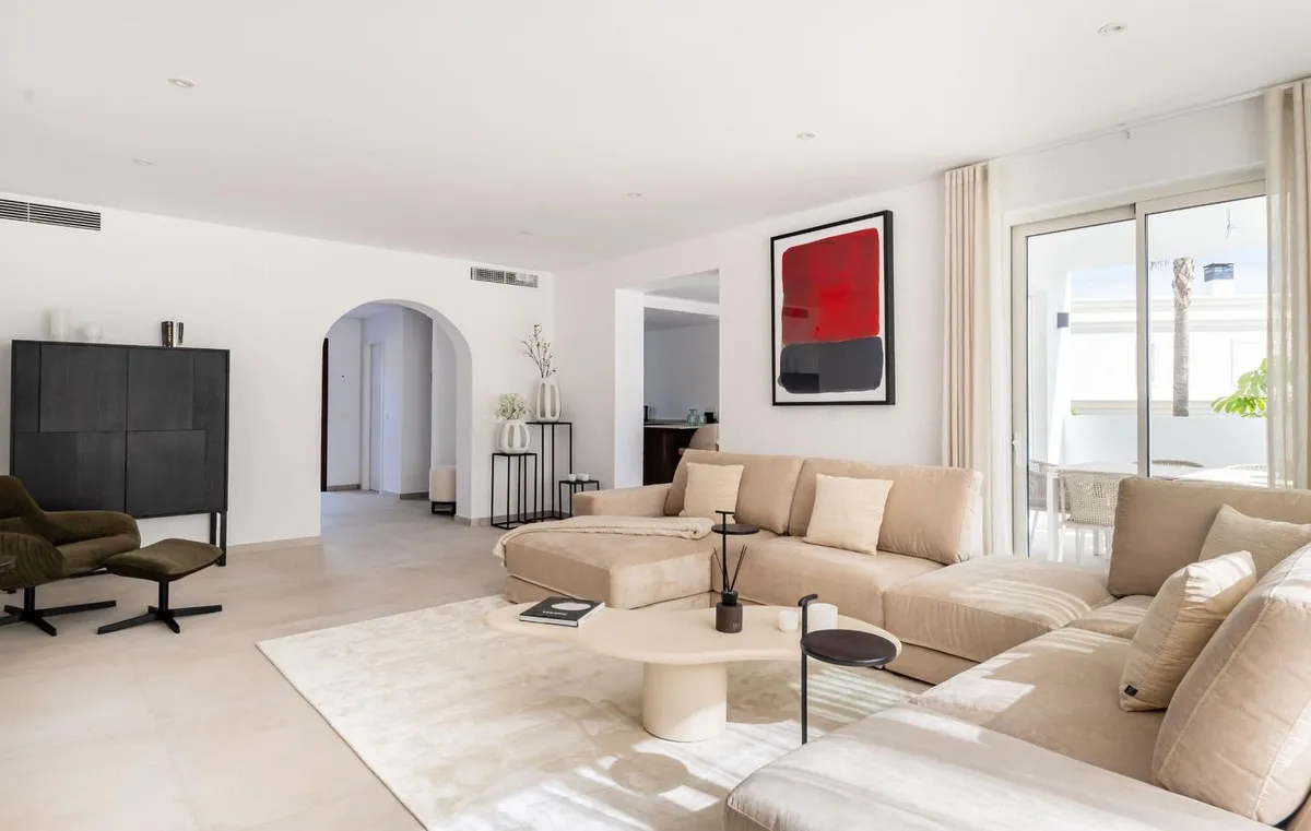 dbea06bd-bec2-4fd0-ac8a-f1be9485d453