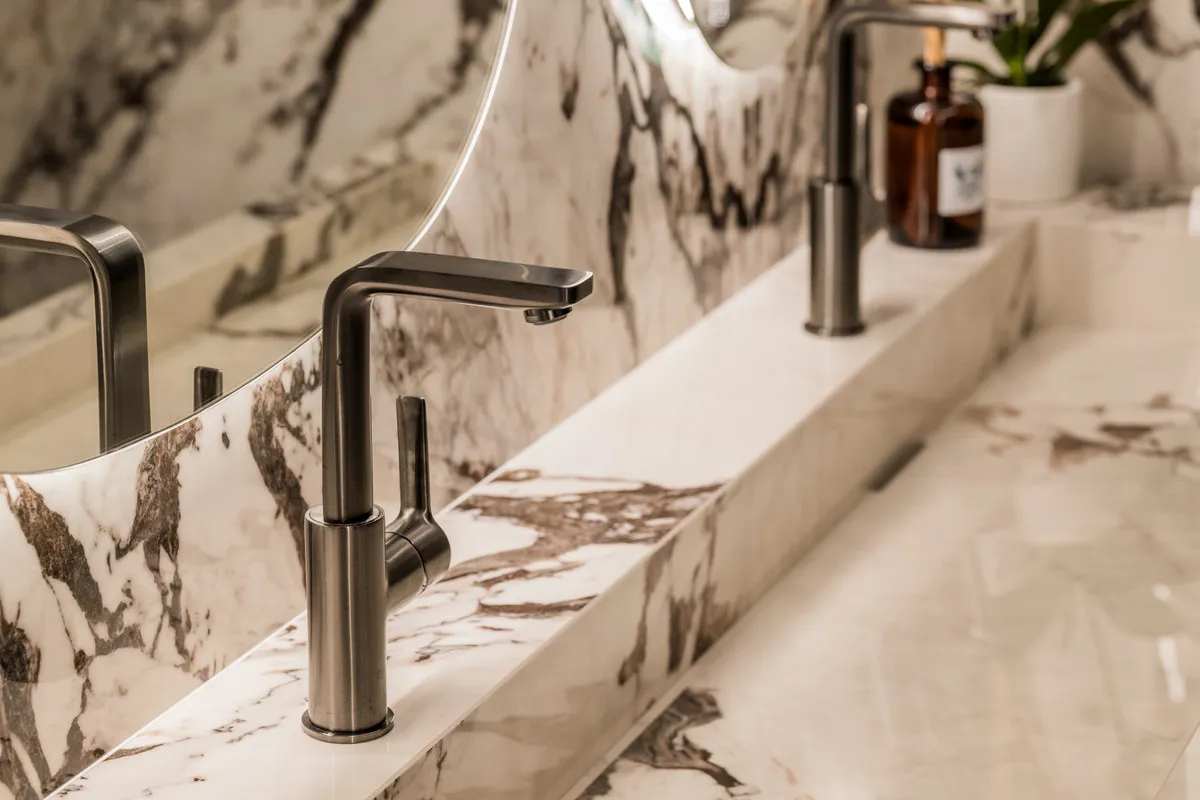 6c3bca5f-b2ef-4f41-a9cf-877d04c344a2