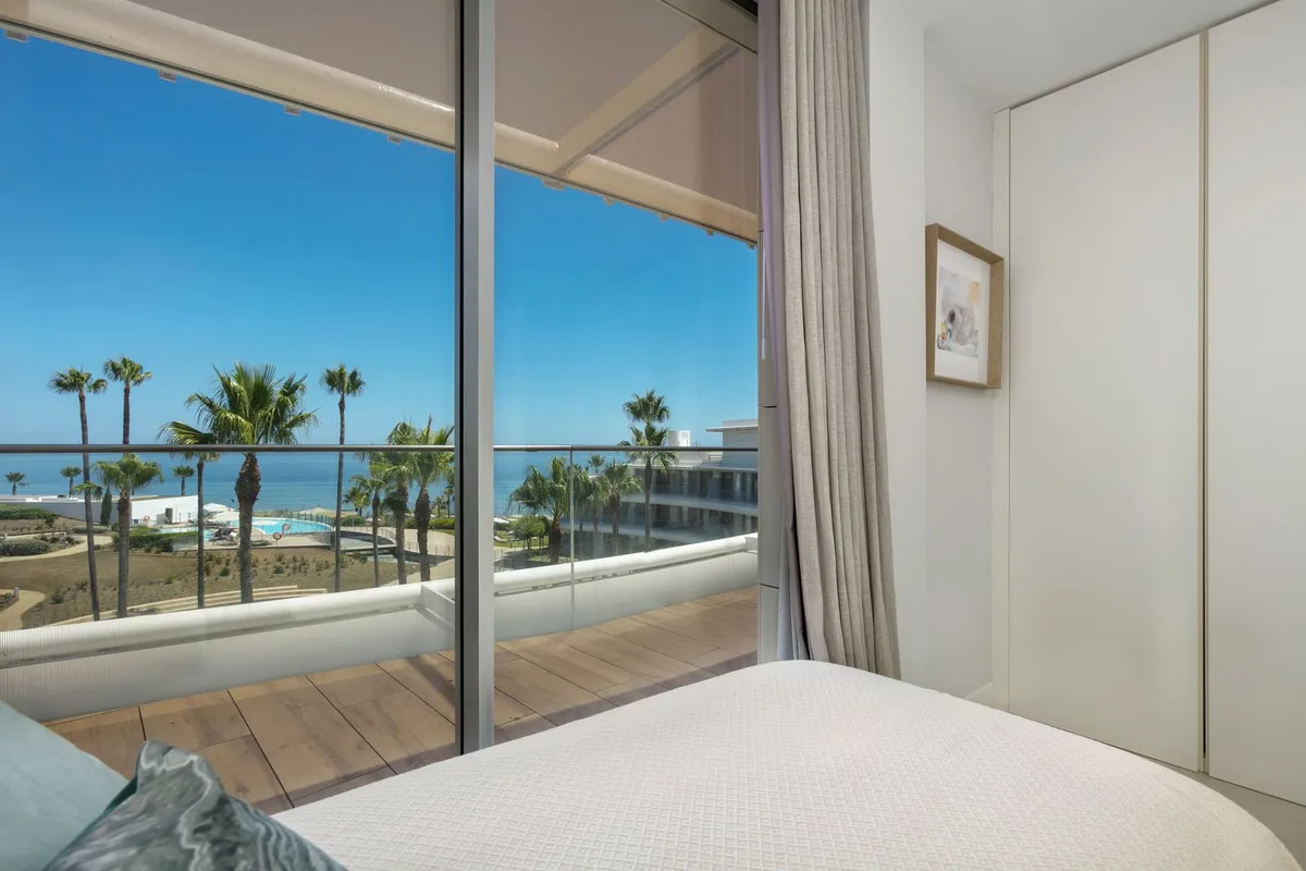 14450ed4-e633-4c79-a607-4fa4f1cfc6db