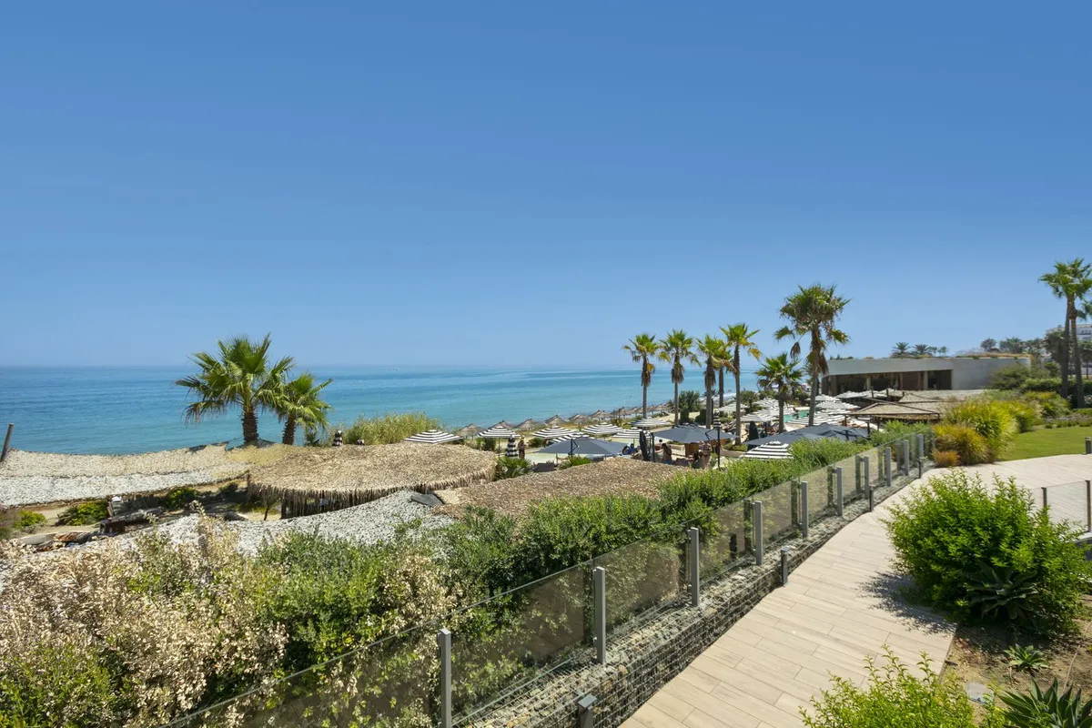 2d2e5998-e8ae-4a80-8ad1-b1ad440894a4