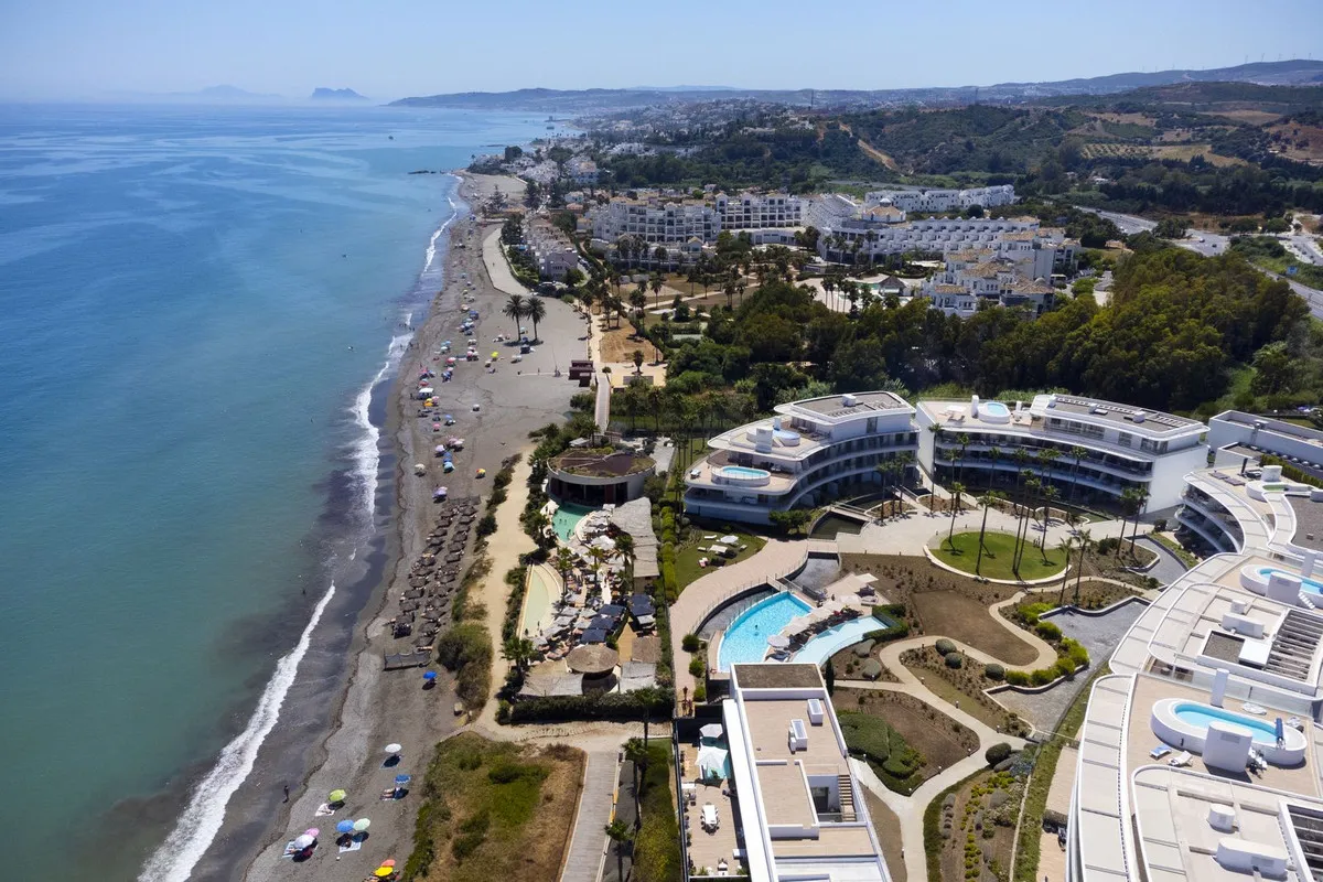 3b551789-8383-45c1-8a3b-2883515e59e5