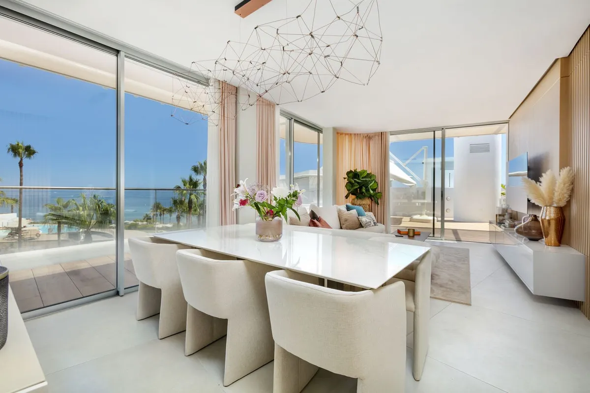 4ca2fffc-031a-463c-99cd-3bf73673ca72