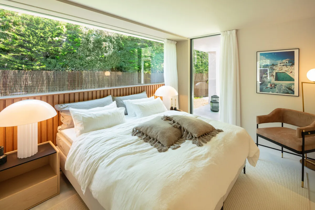 19812db4-c51a-4b3c-8e2f-2229b354f800