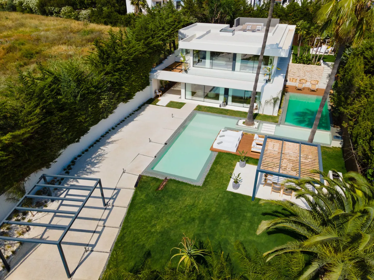 22399cc3-0a7d-4528-8956-80a52d00a4da