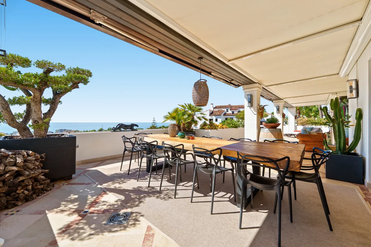 5f22489f-0da2-4999-bc24-80658863123a