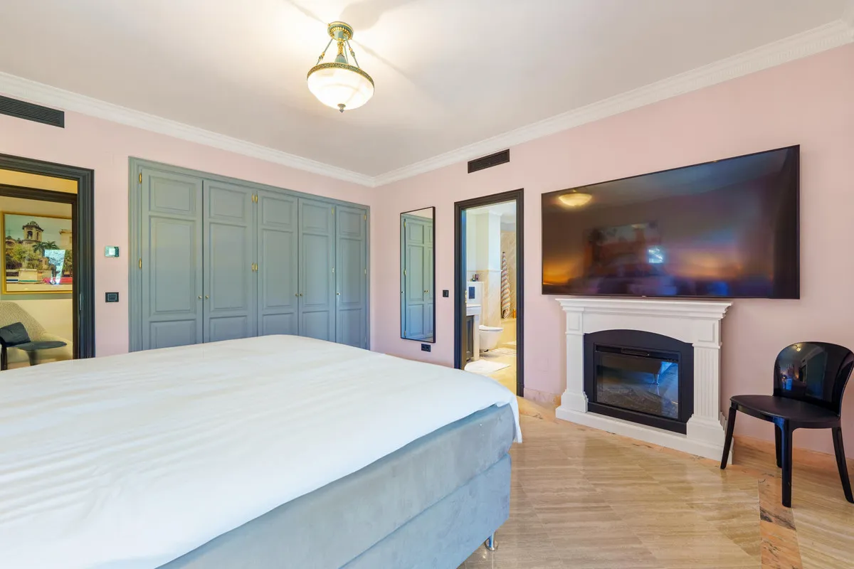 9ea0edfa-e3f1-4a60-8bf6-8f8db939d36a