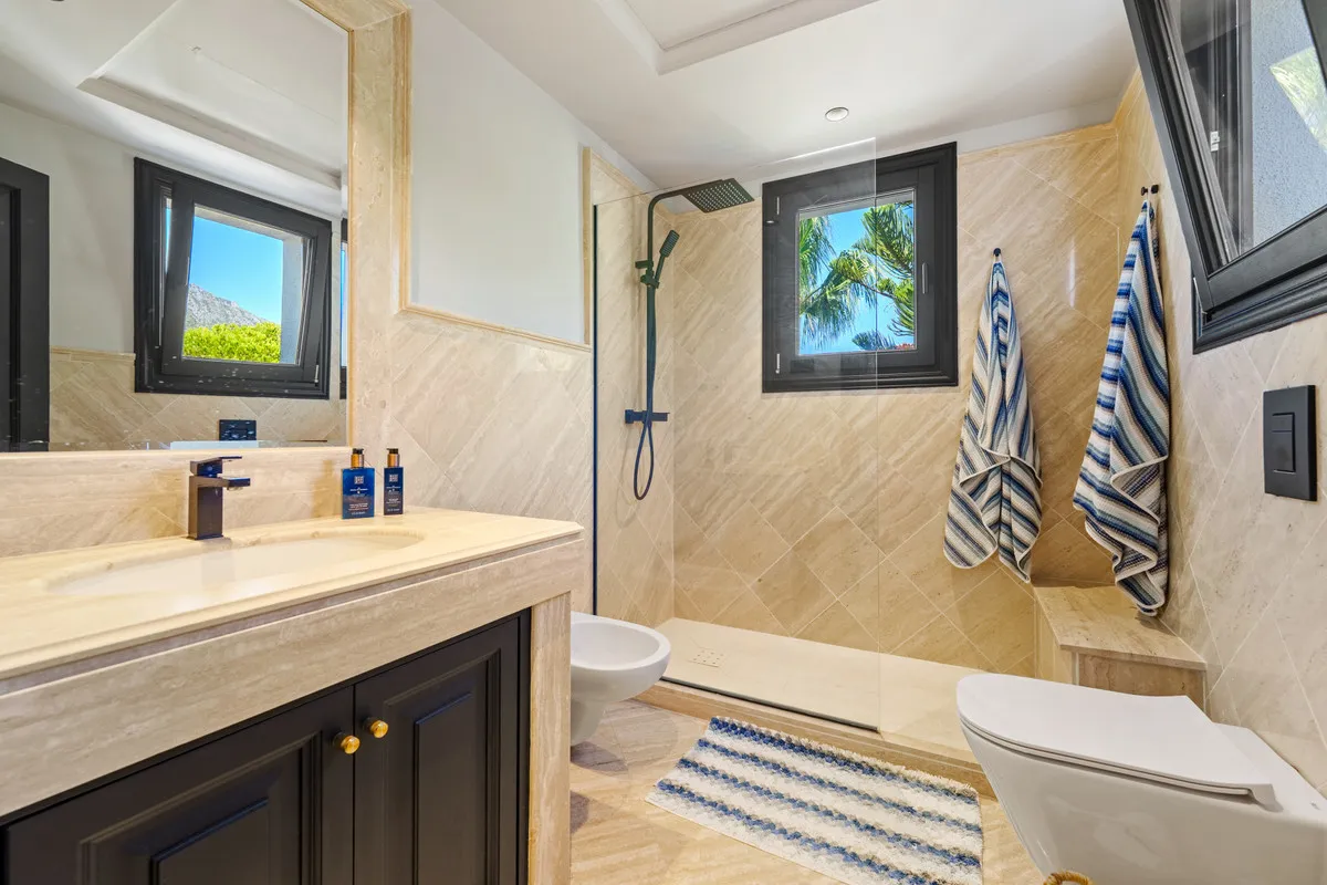 d1d09ddc-cbfe-4245-823a-6399f11123e6