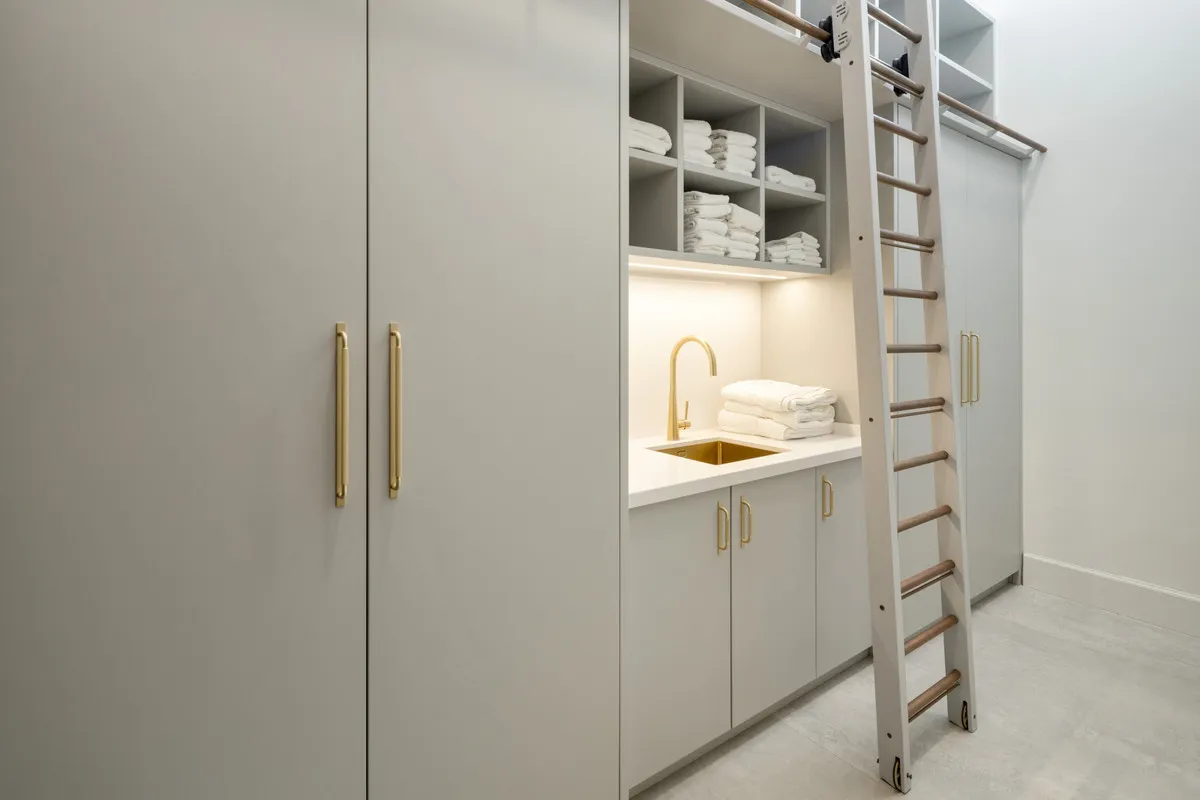 155c8710-9d7f-4e5b-858a-def20edaa7b0