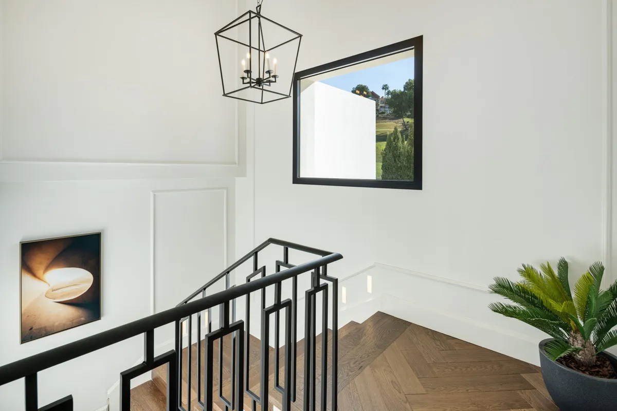 8f7ba408-206c-4ce4-a42e-c1670849f471