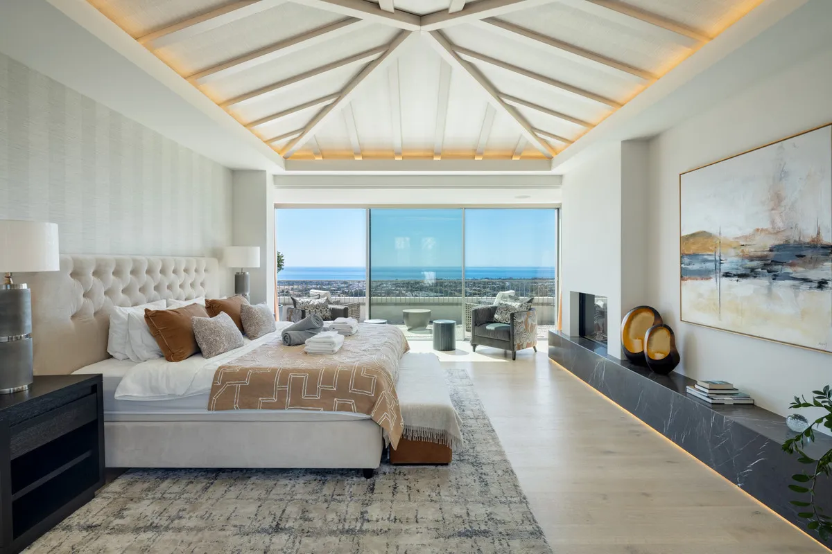 1027e586-6265-4382-9364-5b89c0b7a248