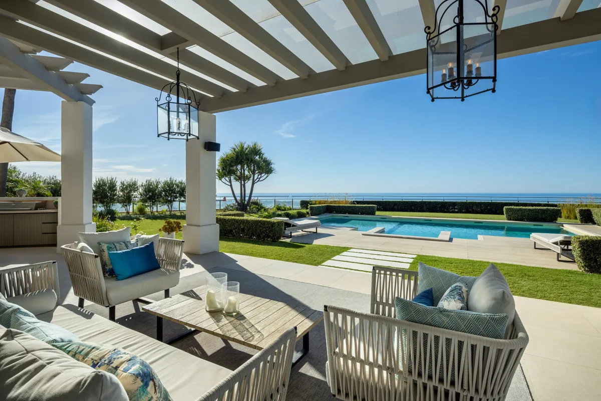 15a3e823-5383-4a57-bece-d81183d1fd71