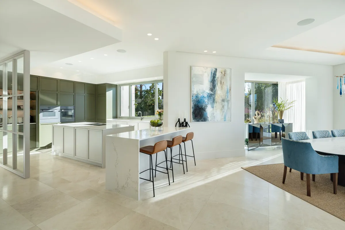 351bd5c5-4107-40ed-983d-7dce6641fb20