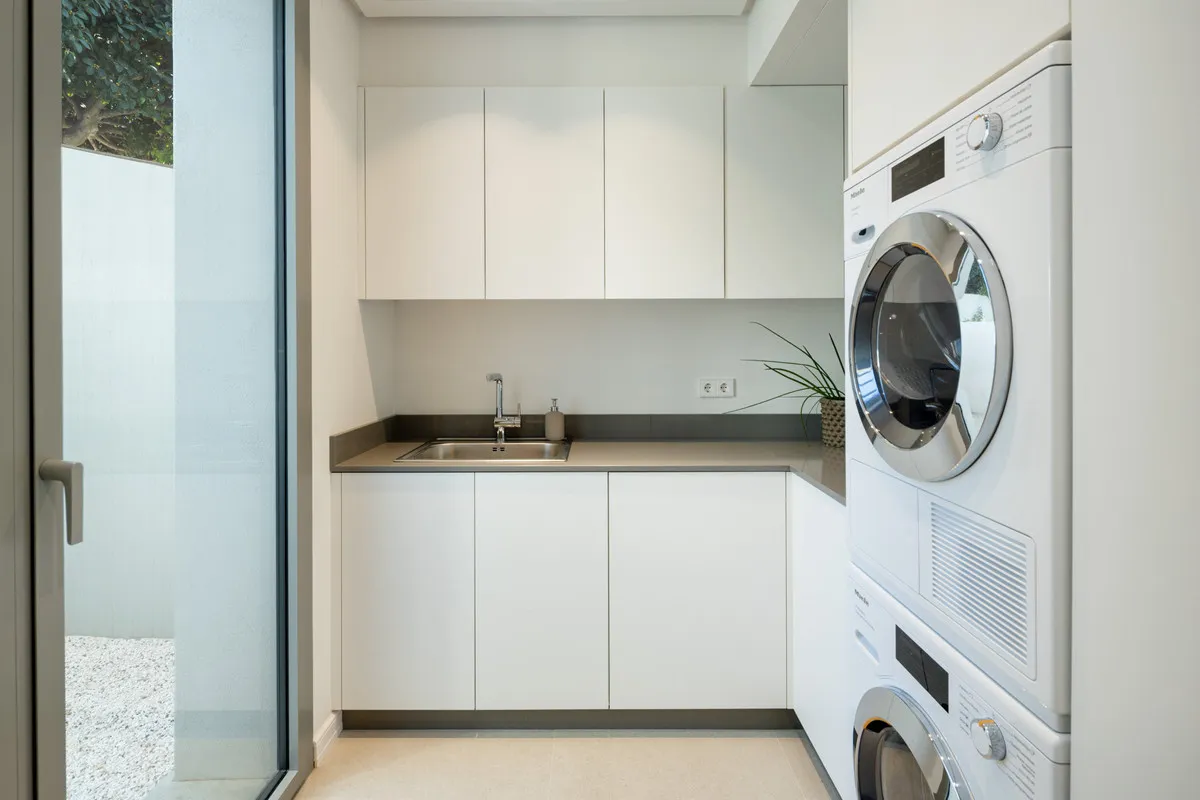 9d1a9b43-63b1-4b77-904a-6be5f22b8bdc