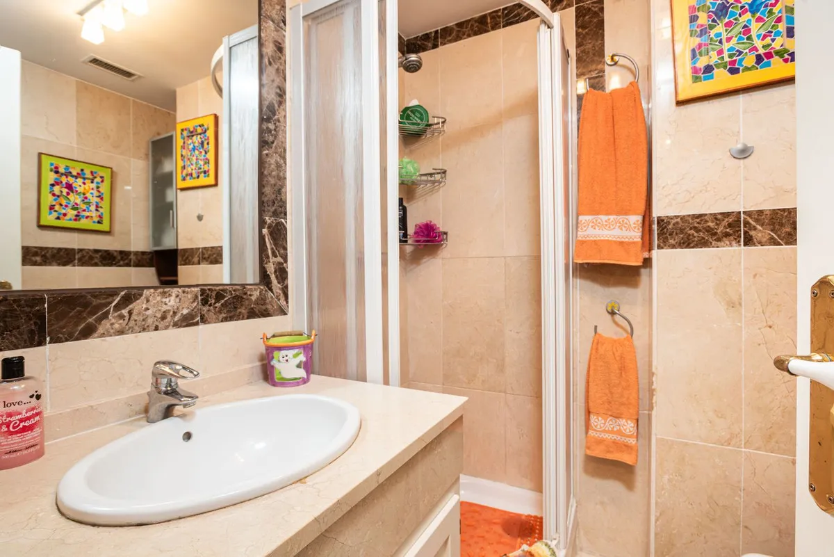 12285656-2912-46d9-af72-9c0dc50648d7