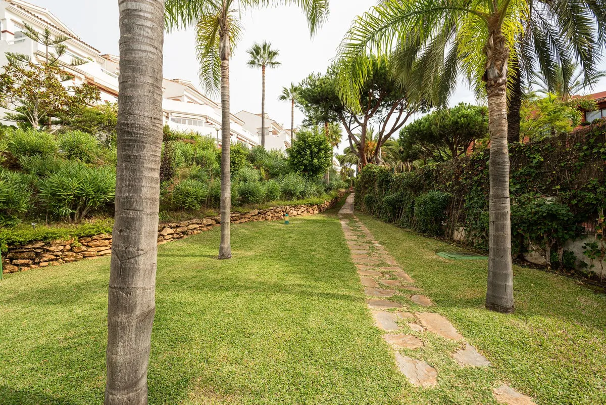 7495460b-5d99-499f-9214-218113e13f4f