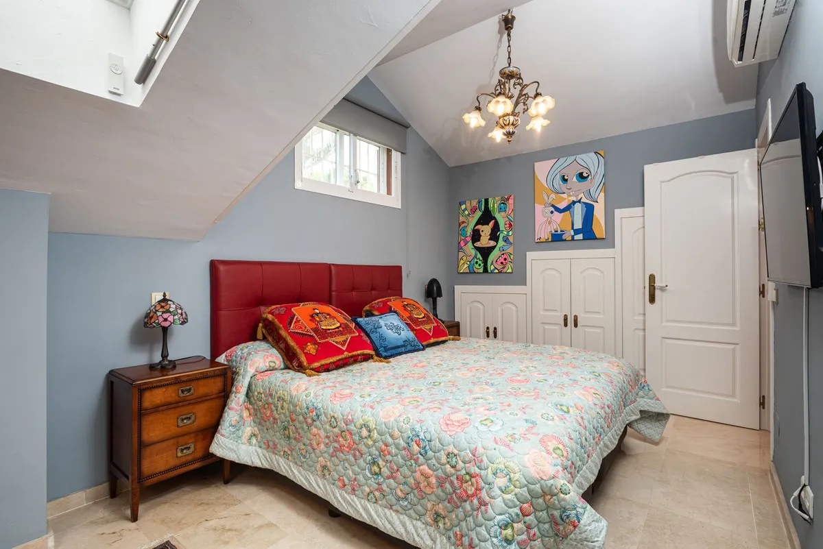 79e17d63-6658-4f84-a2d9-9c8ade5886aa