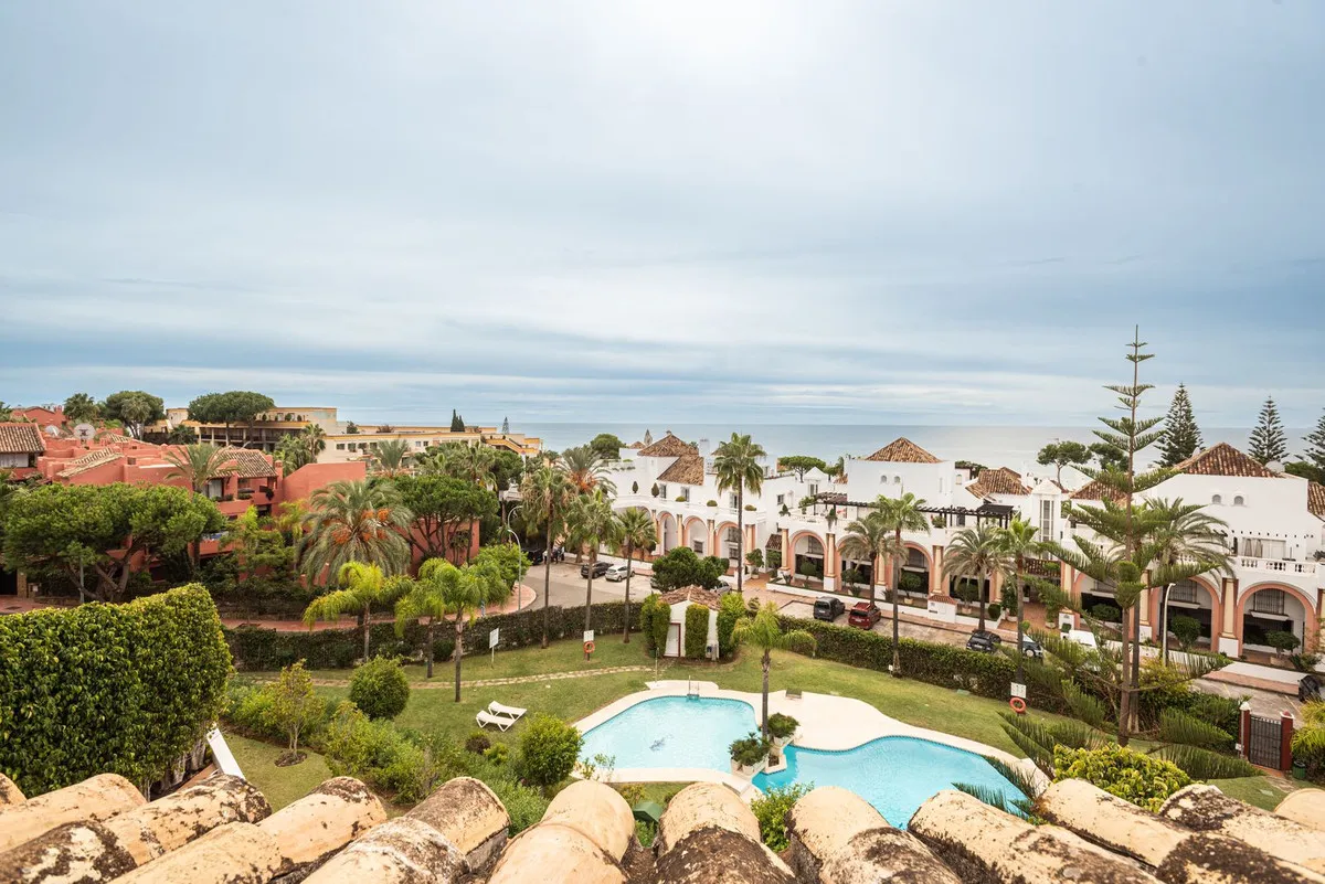 ecdc45c3-8741-46f7-97b4-235a82febcd4