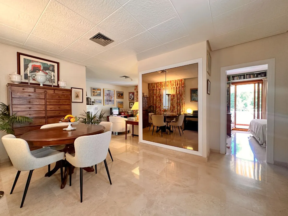 113a2d4c-b161-494d-bdc3-8e23f5591b09