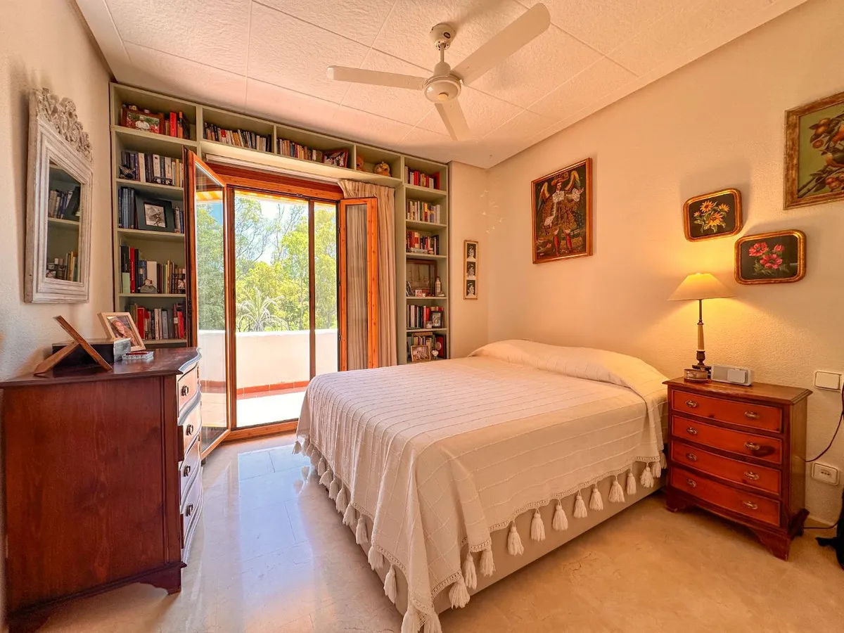 50b1aeda-7082-4977-b2b6-52d267ea9893