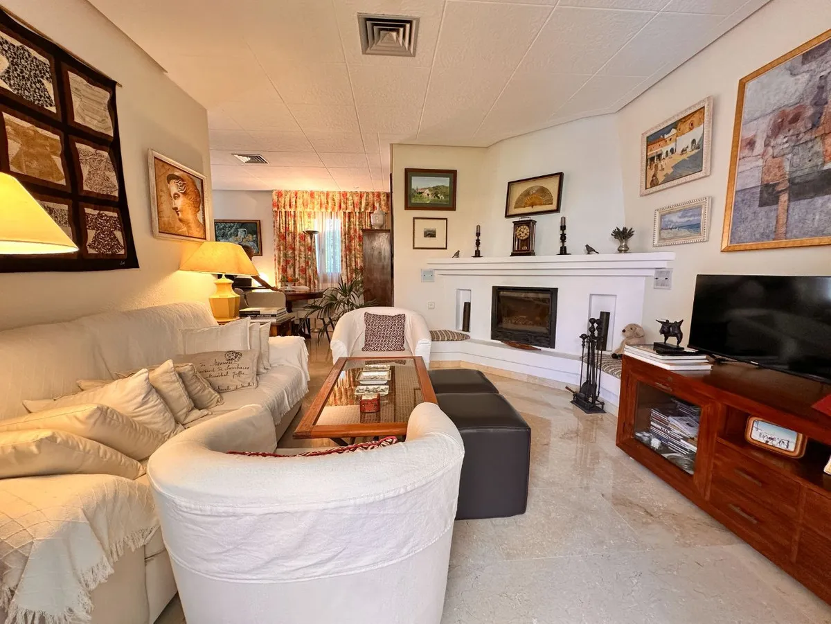 a14da4a1-6f28-41e0-93b9-1dd06f0db6c7