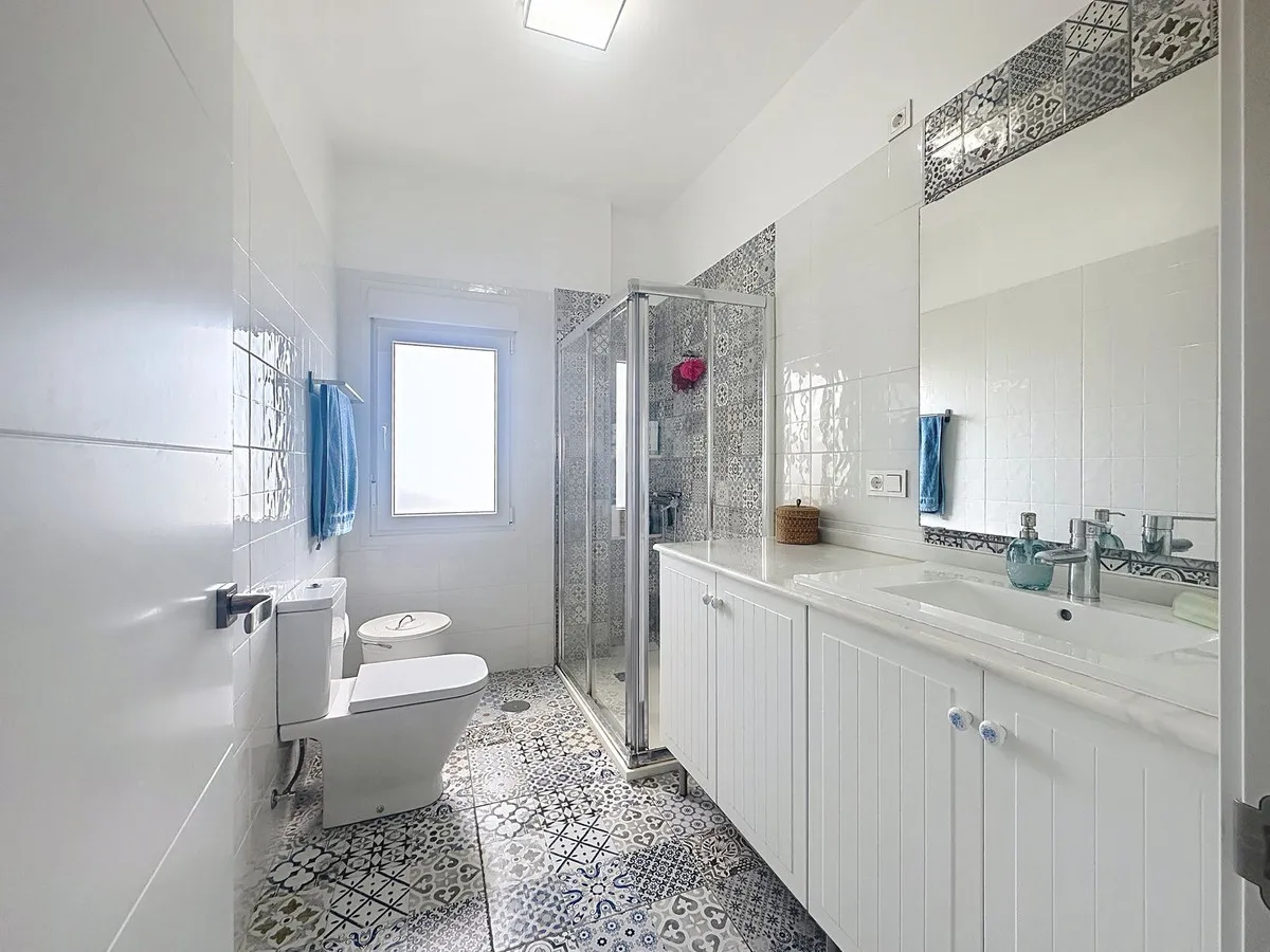 586e01e5-6ede-4a7c-95df-def2f2223c73