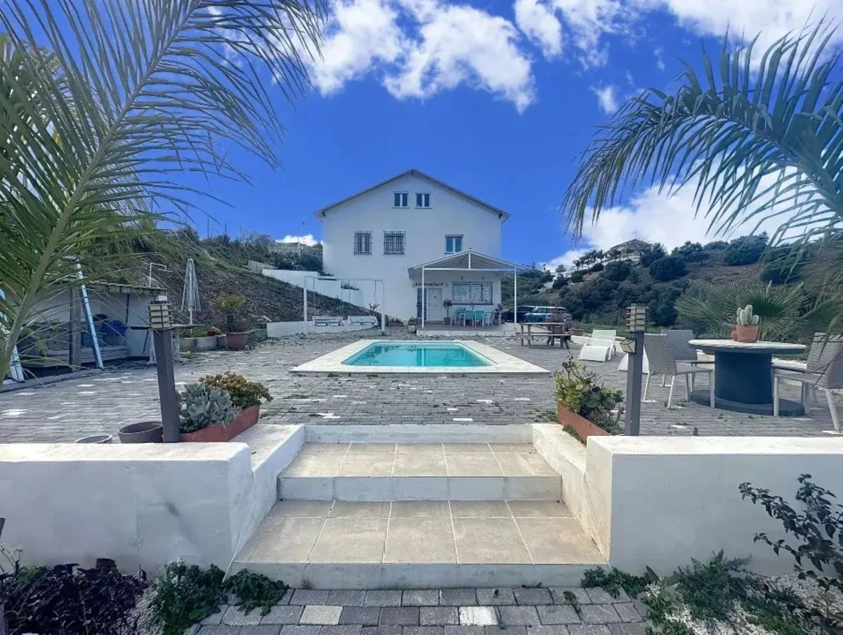 73cc75cd-6fc5-4196-8bc4-2fc39b4b1ae6