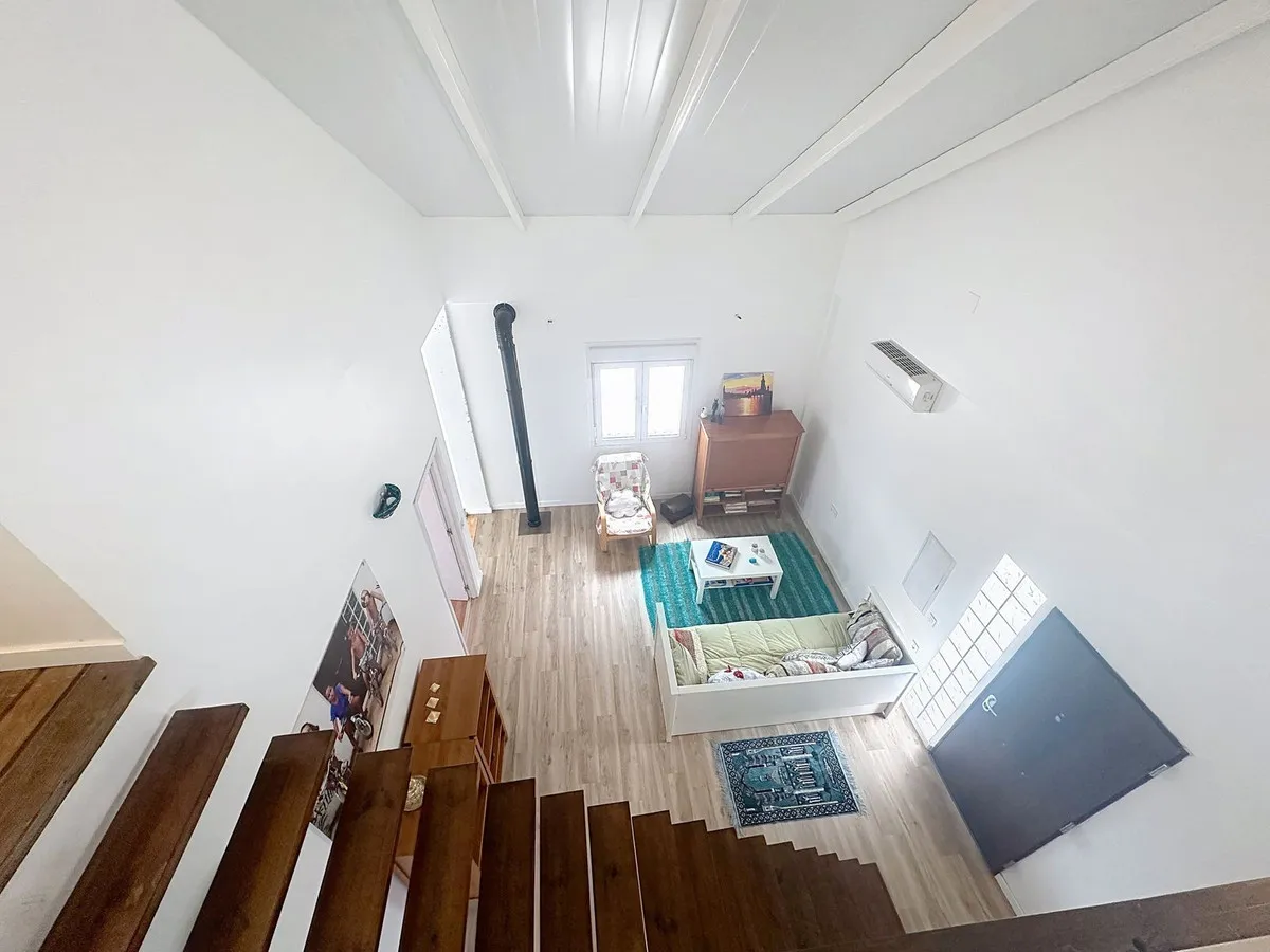 a8ad3174-202d-4975-ad94-495da61847e2